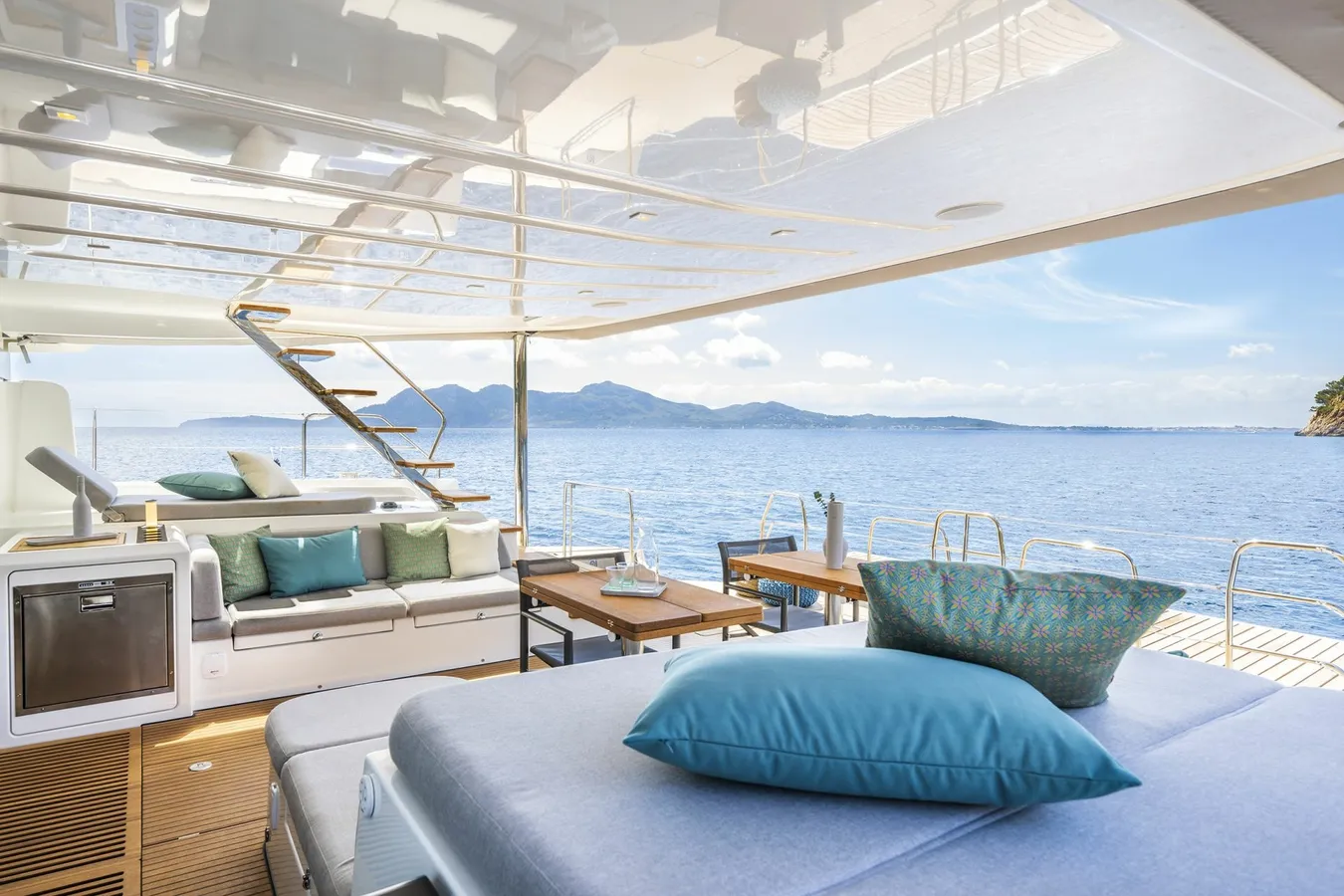 6705175320065dd283042253